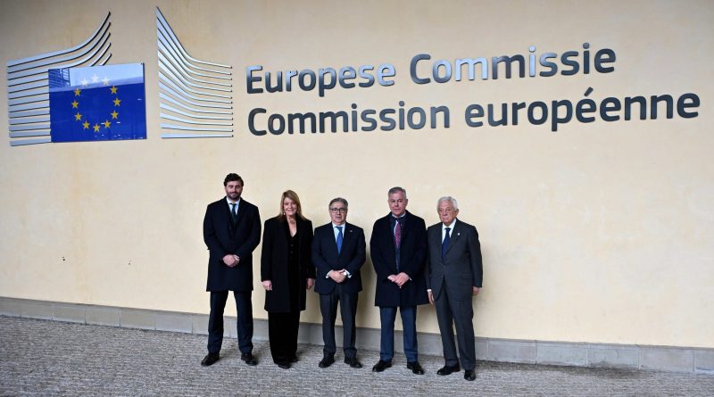 Europa muestra su apoyo firme al AVE Faro-Huelva-Sevilla