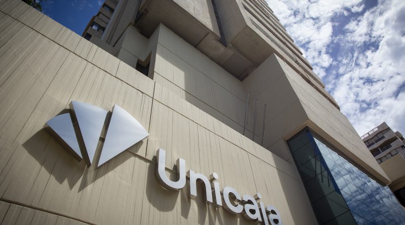 Unicaja comparte con su red comercial los avances de su Plan Estratégico 2025-2027