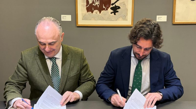 Andalucía Emprende y MicroBank acuerdan colaborar en los ‘Premios Emprendemos’ de la Junta