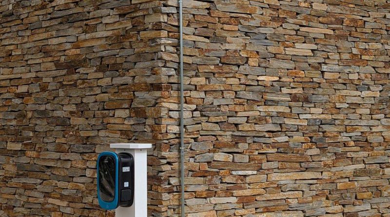 Edison Next impulsa en Almería el autoconsumo solar y la recarga eléctrica con un proyecto de más de 400.000 euros