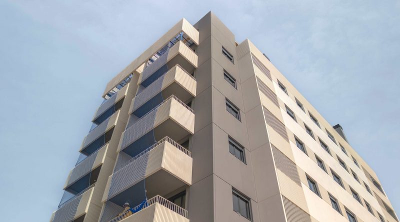 AEDAS Homes redujo en 2025 las emisiones de CO2 gracias al aluminio reciclado de Cortizo Infinity