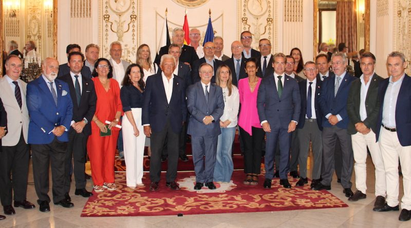 La Cámara de Comercio de Sevilla visita Ceuta en una nueva muestra de apoyo