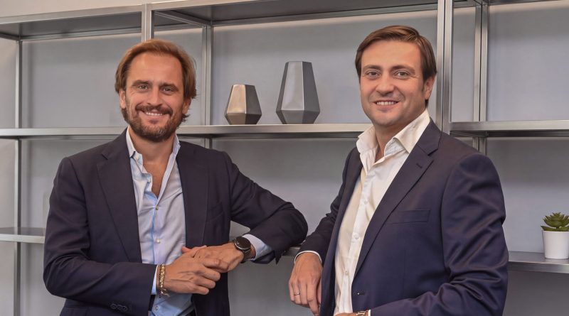 Savills refuerza su negocio industrial y logístico en Andalucía con Antonio Díaz como nuevo director